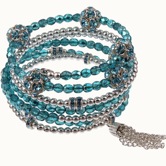 Jewelry - New Spiral Blue Glass Beaded Tassel Bracelet